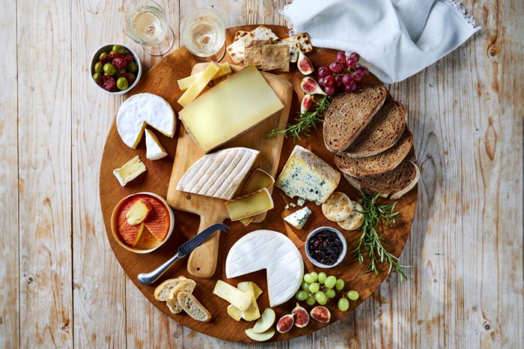 Cheeseboard Evergreen III (90) (1)