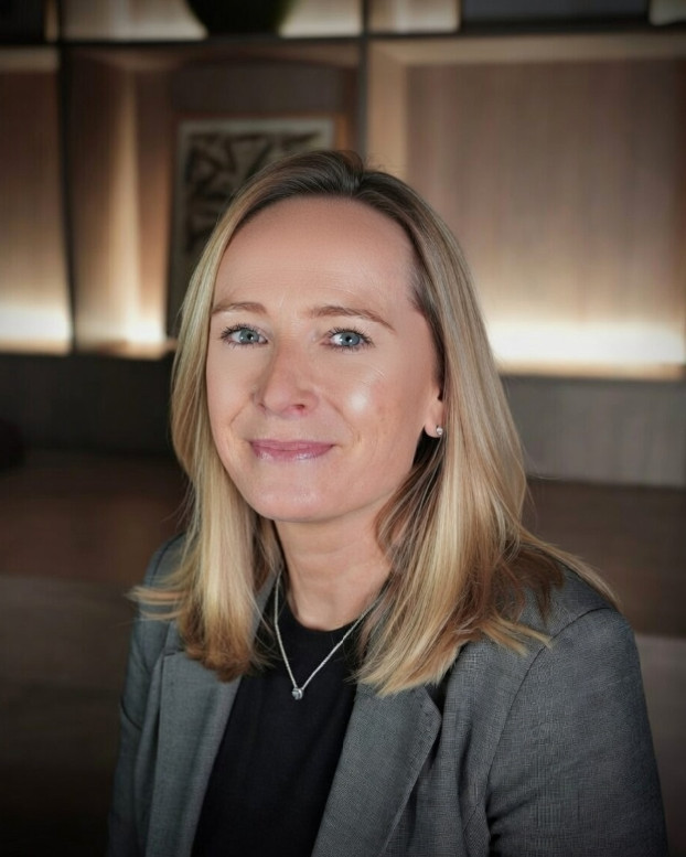 Elaine Walker, AskRose